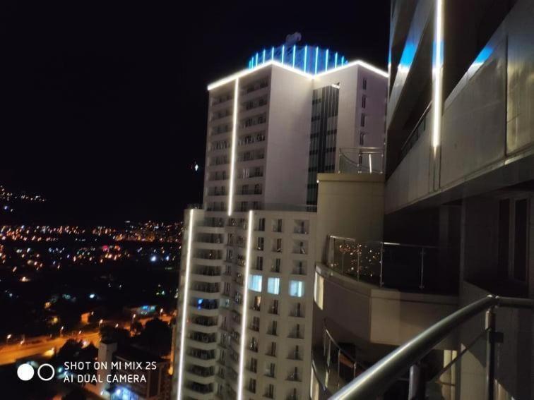 33 Floor, Luxury Apartment, Amazing View Sky City Cevahir-Skopje Ngoại thất bức ảnh